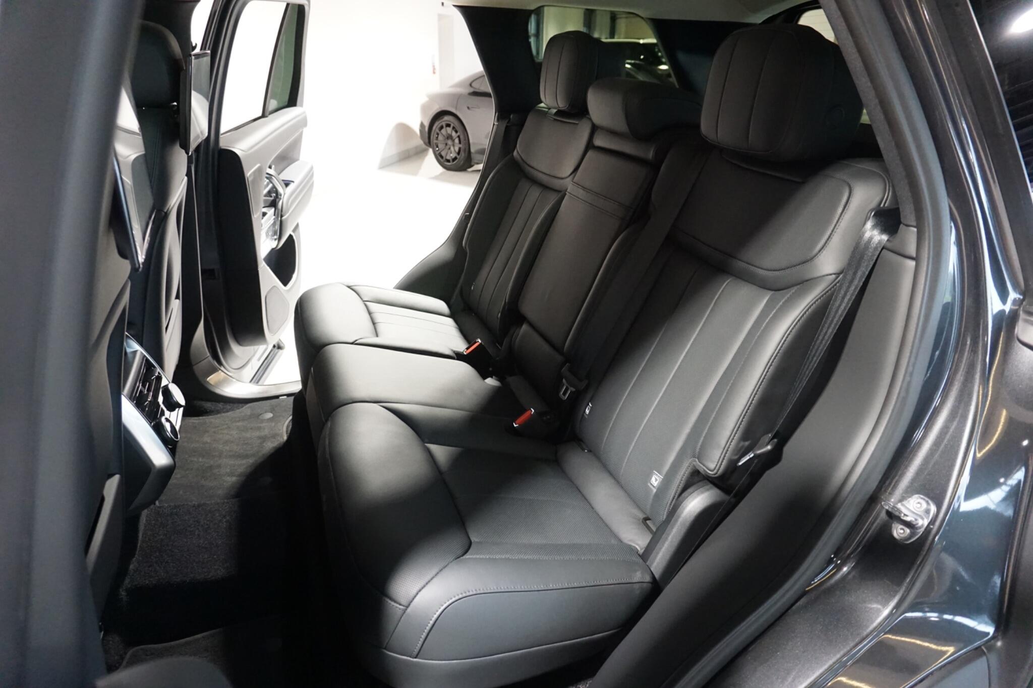 Land Rover Range Rover 3.0 D350 MHEV HSE SUV 5dr Diesel Auto 4WD Euro 6 (s/s) (350 ps)